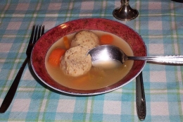 Soup with kneidlach
